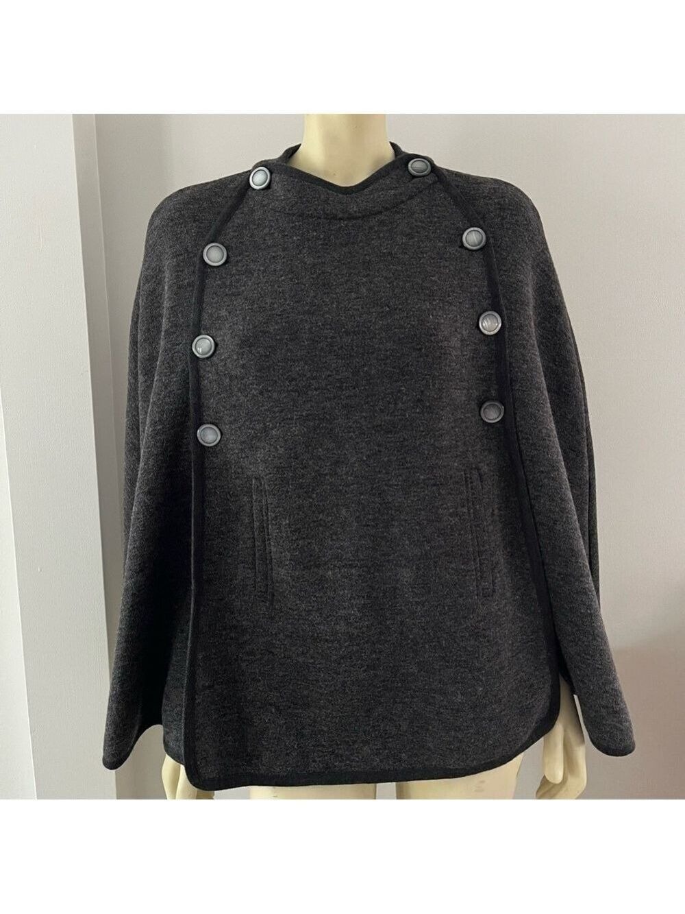 Sara Campbell Women’s Grey Sweater Cape Jacket M/L